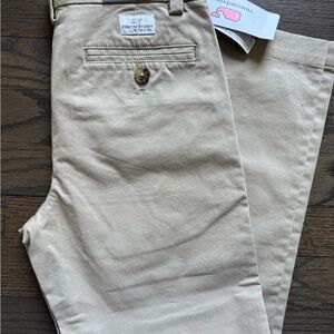 Vineyard Vines Boys’ Flat Front Khaki Pants size 8 nwt